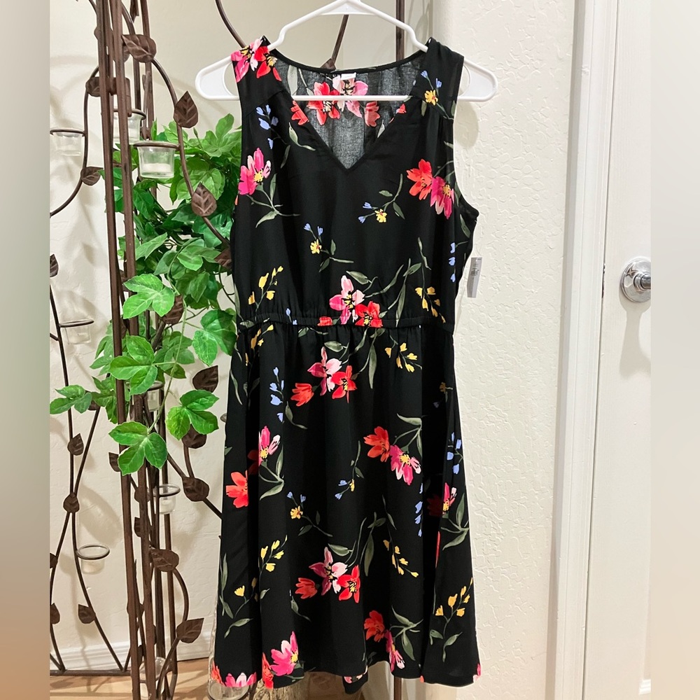 Old Navy Sleeveless Waist Defined Floral Dress